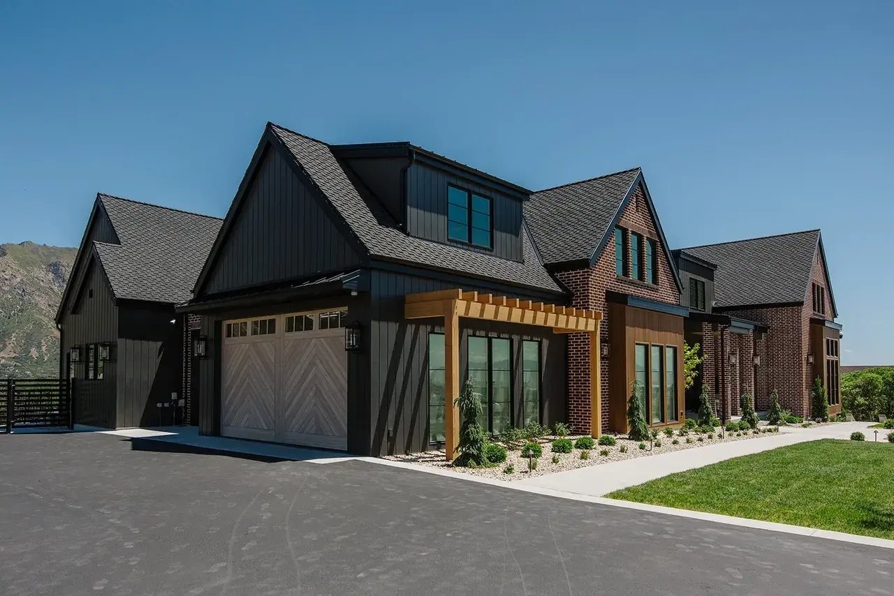 Exterior view of custom home in Utah by E Builders
